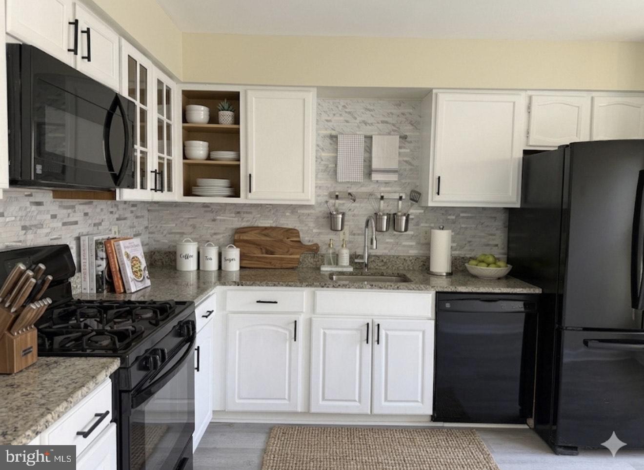 BALLANTRAYE - Residential