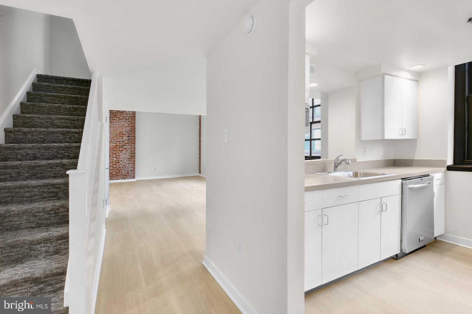 OLD CITY - Residential Lease