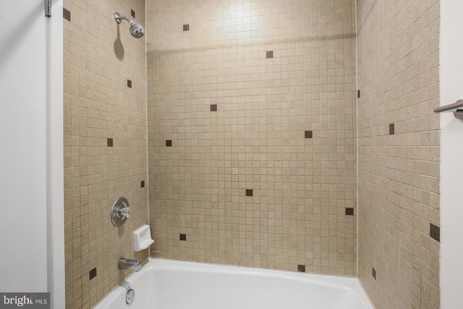 OLD CITY - Residential Lease