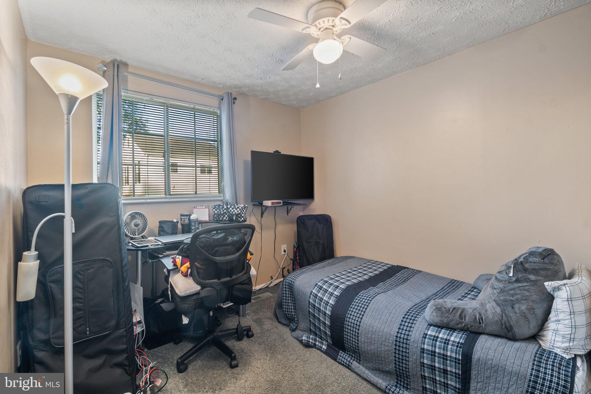 WILLOW HILLS - Residential