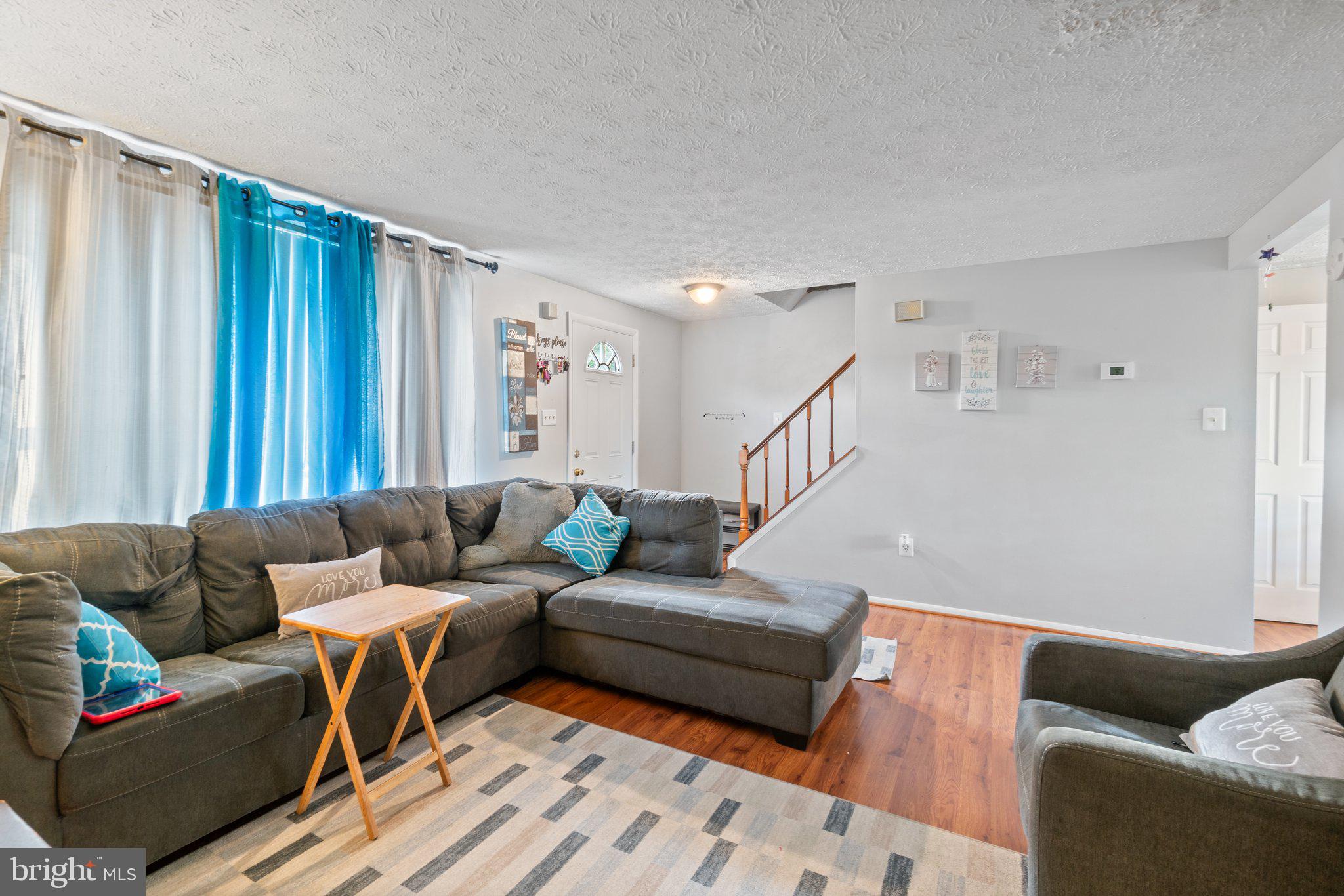 WILLOW HILLS - Residential