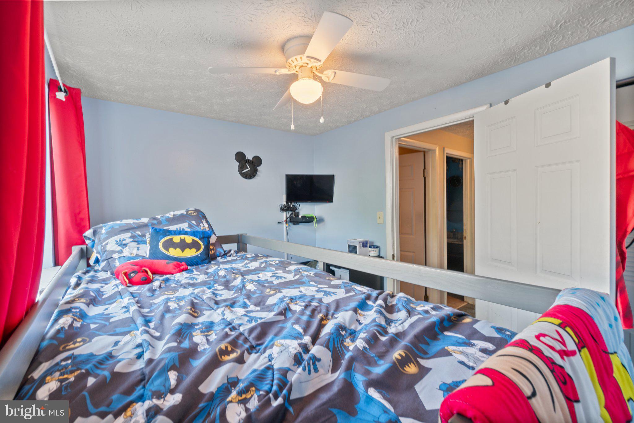 WILLOW HILLS - Residential