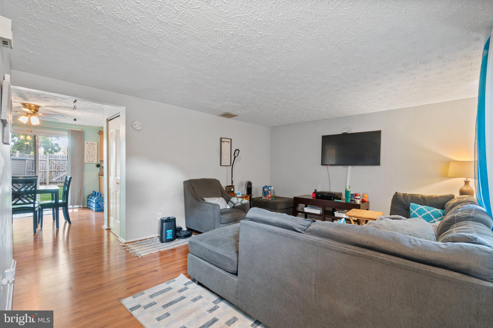 WILLOW HILLS - Residential