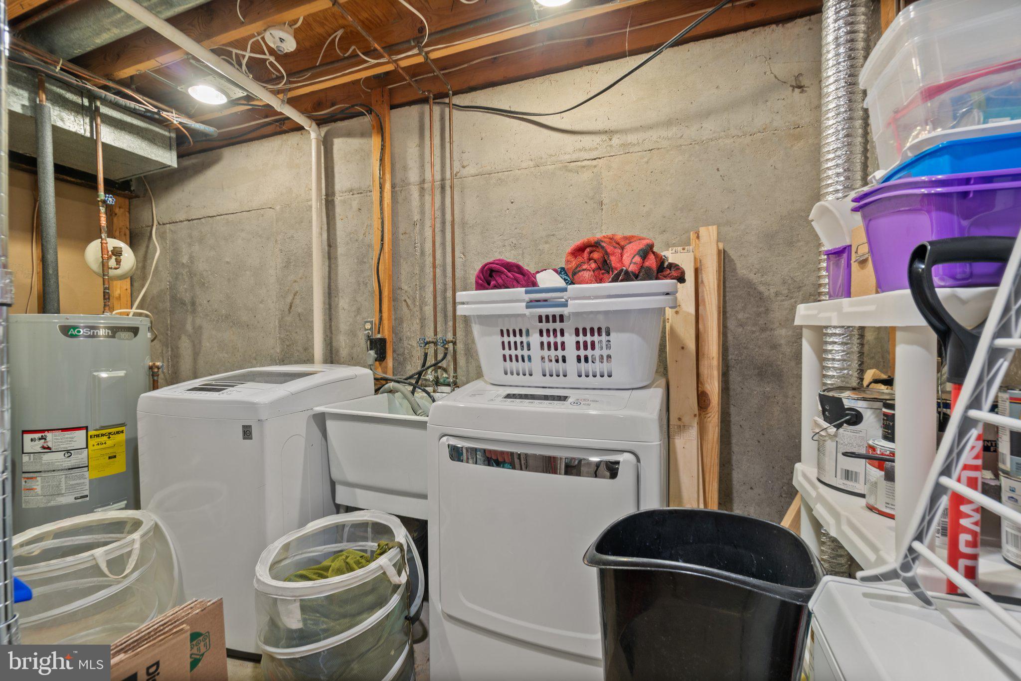 WILLOW HILLS - Residential