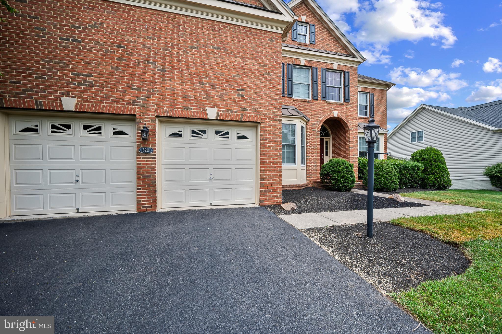 5221 JACOBS CREEK PLACE