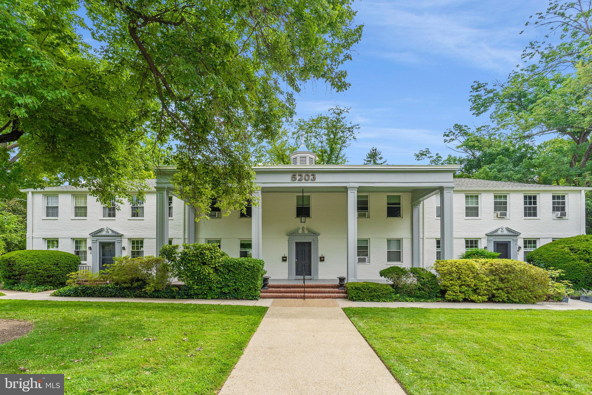 ROLAND PARK - Residential