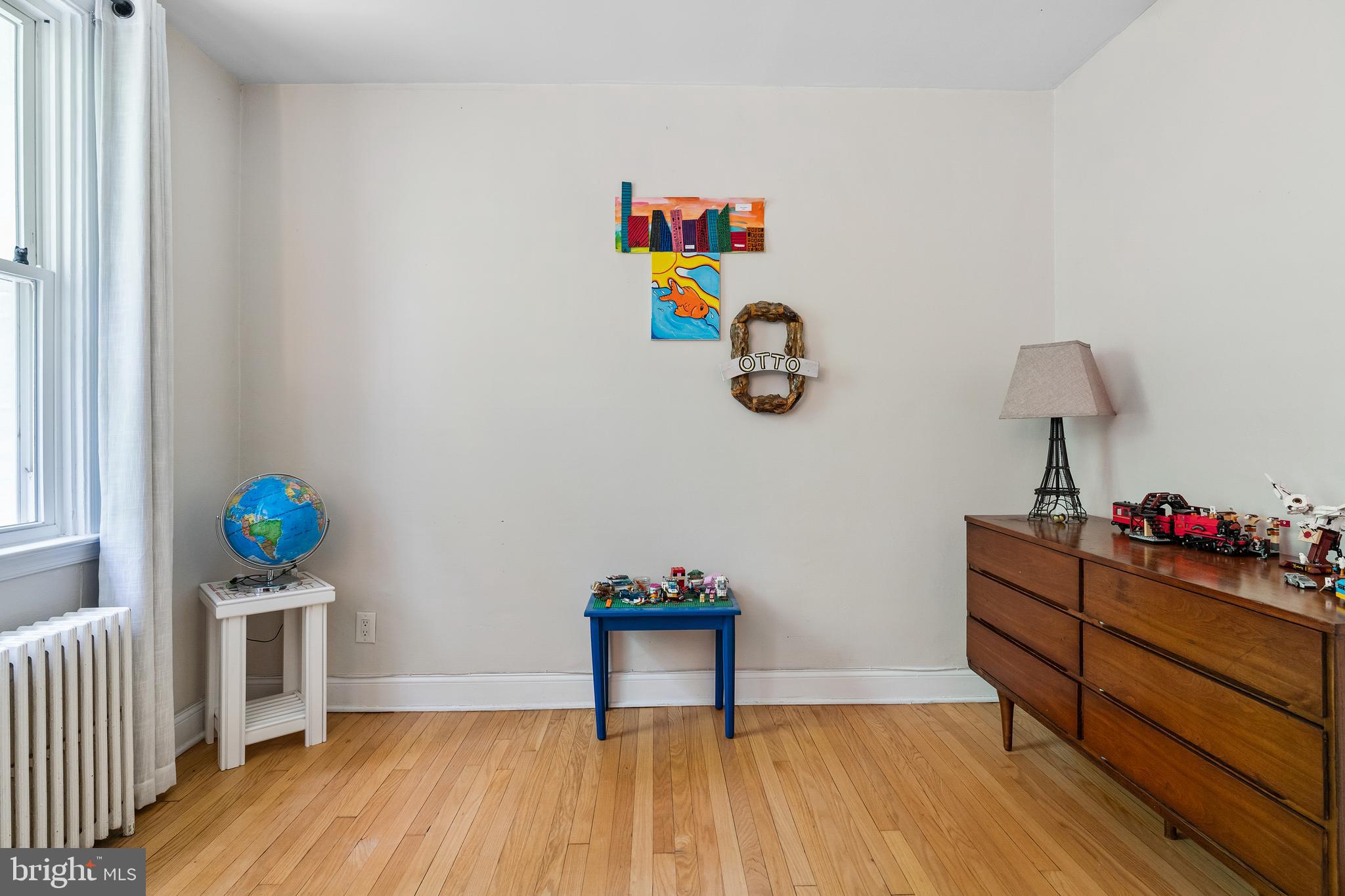 ROLAND PARK - Residential