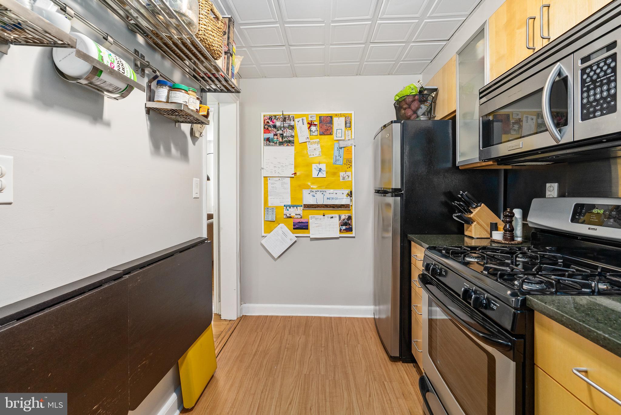 ROLAND PARK - Residential