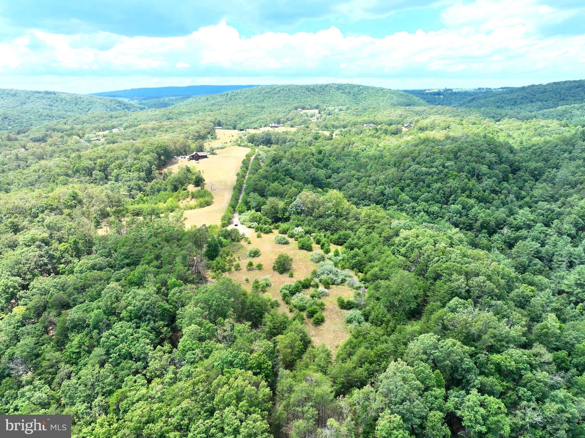 MEDALLION ESTATES - Land