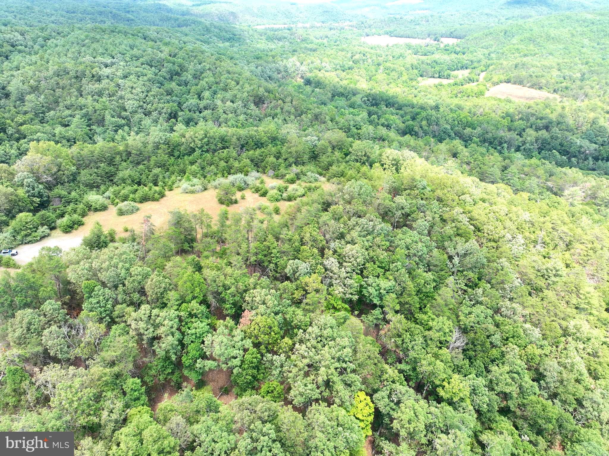 MEDALLION ESTATES - Land