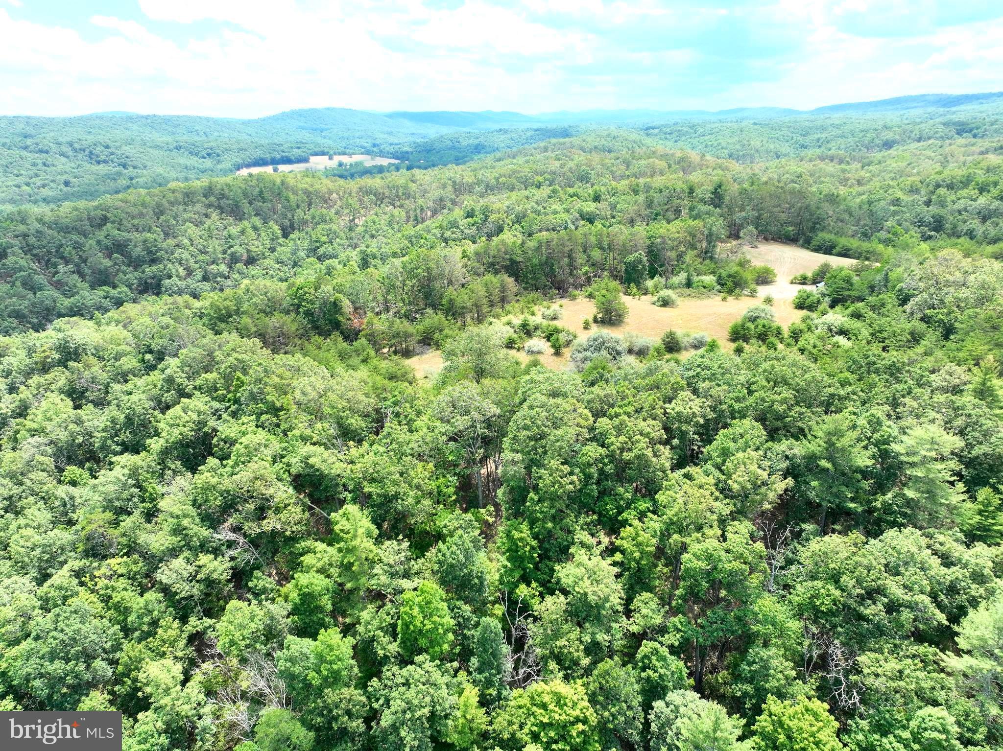 MEDALLION ESTATES - Land