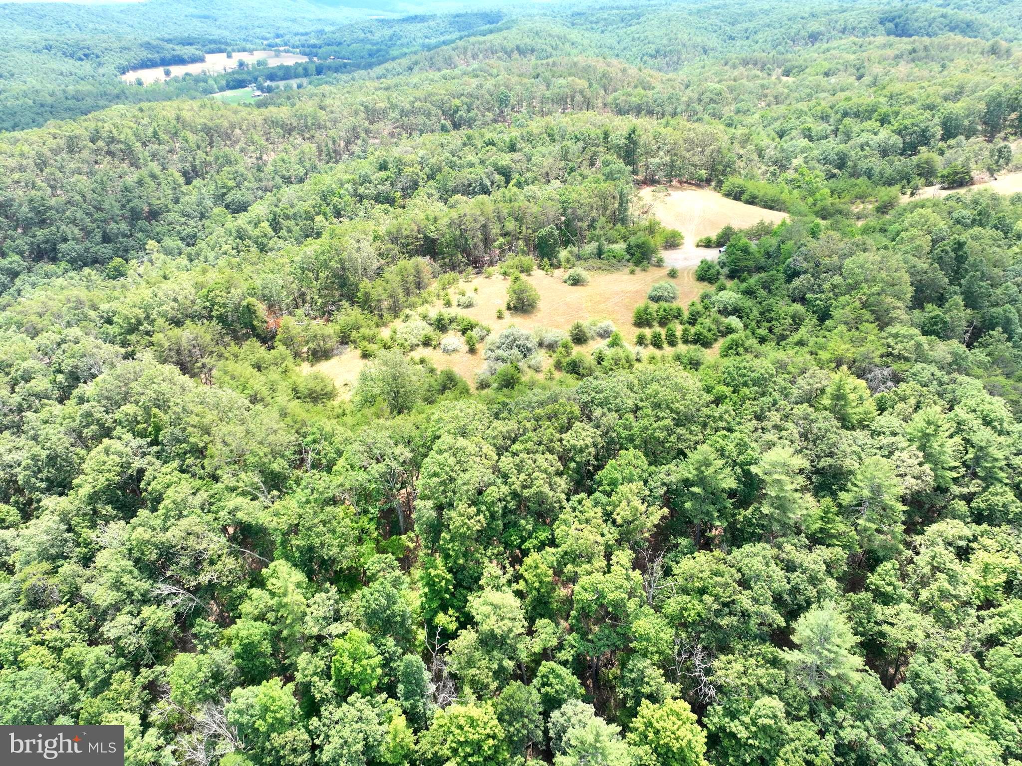 MEDALLION ESTATES - Land