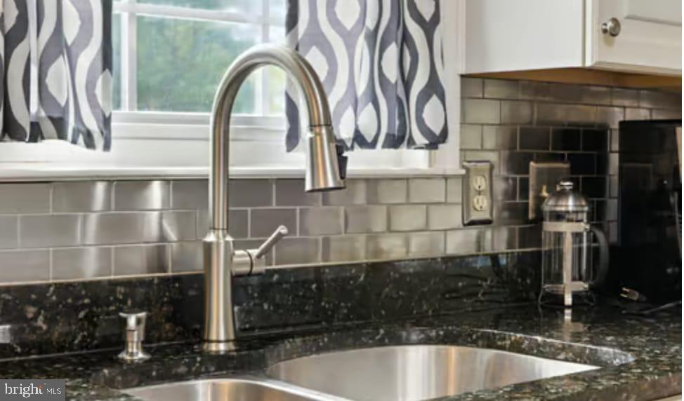 APPLE RIDGE - Residential