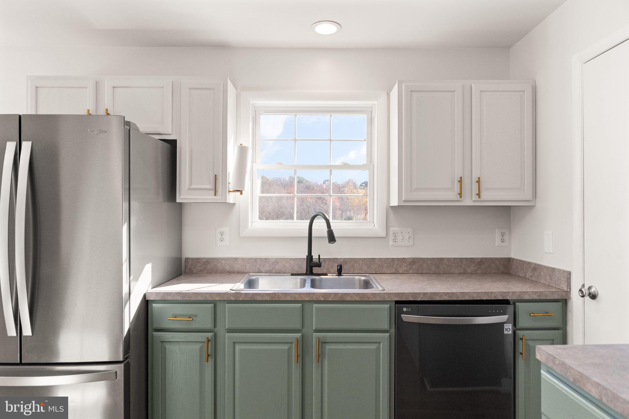 STONE GATE VILLAGE - Residential