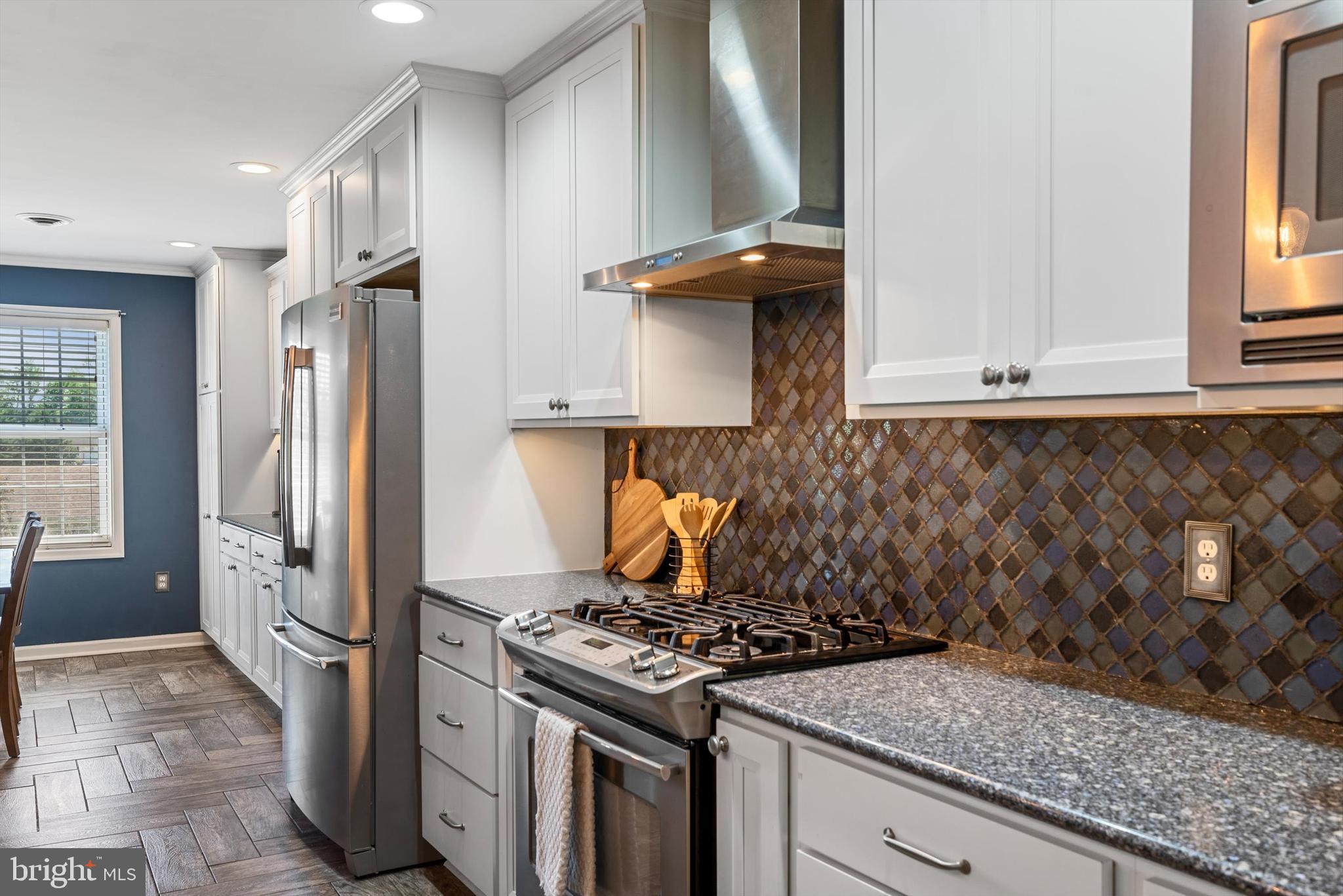 SYLVAN GROVE - Residential