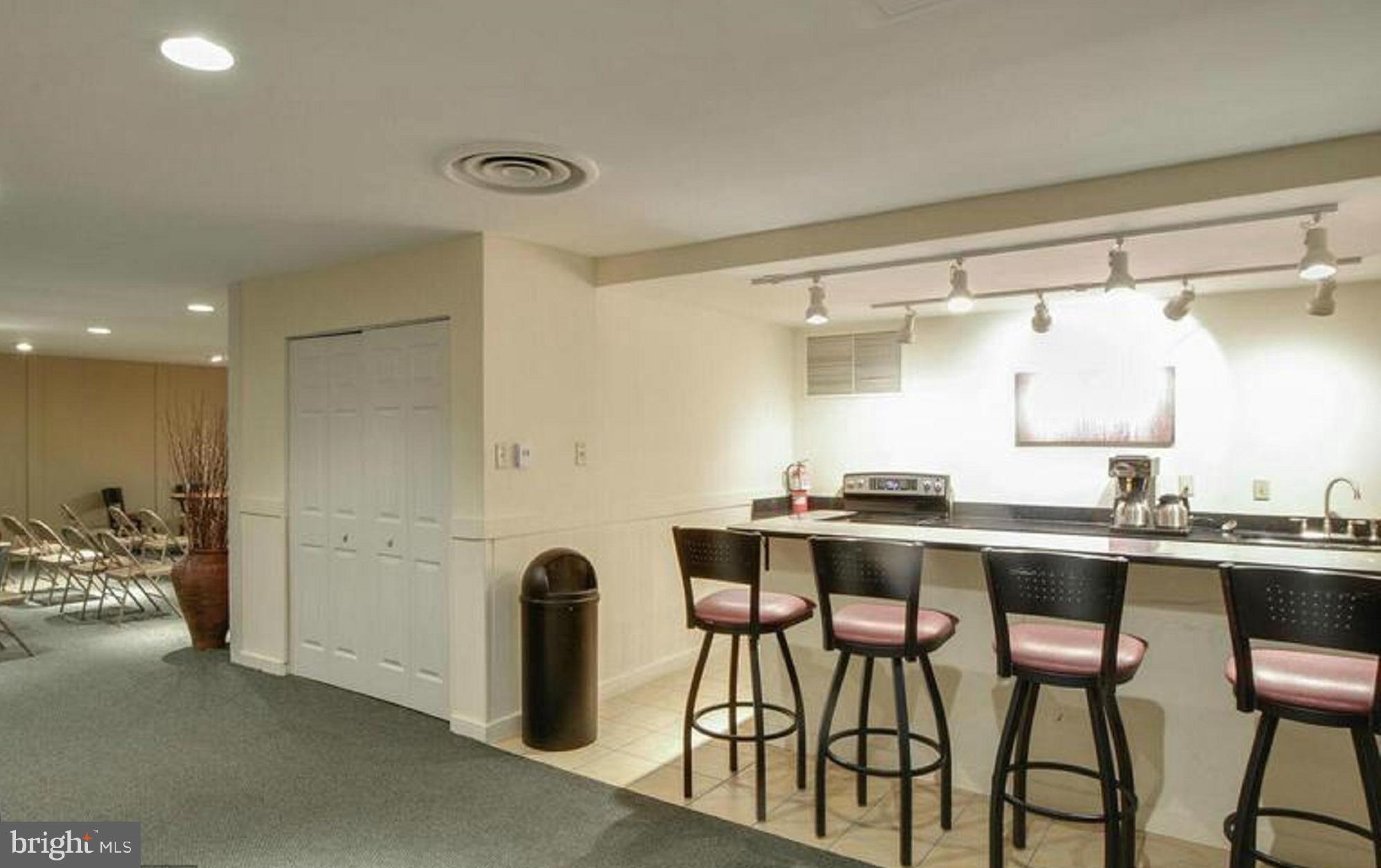 THE FOUNTAINS - Residential Lease