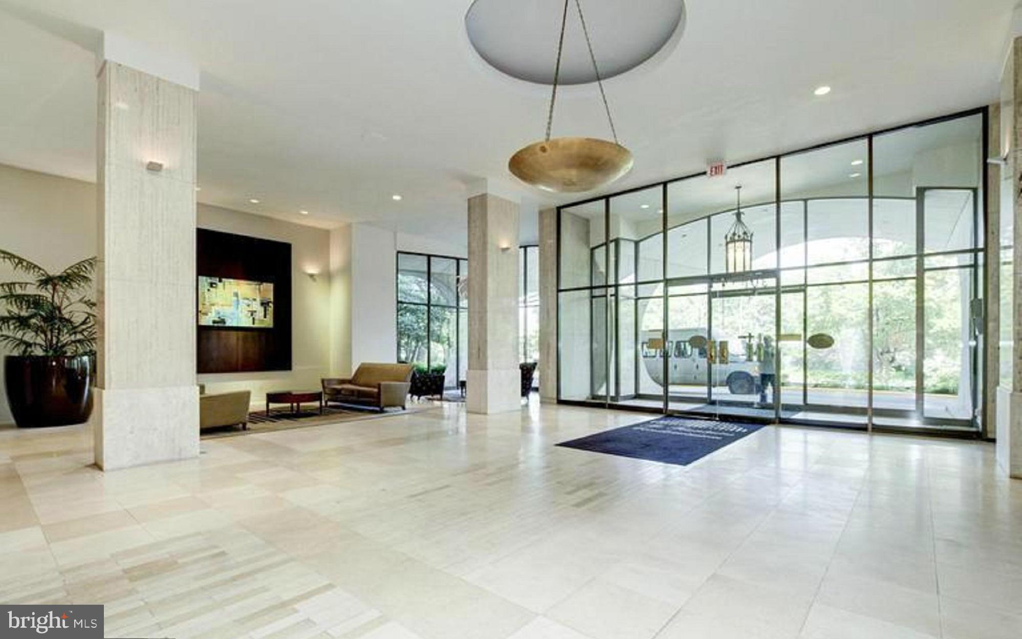 THE FOUNTAINS - Residential Lease