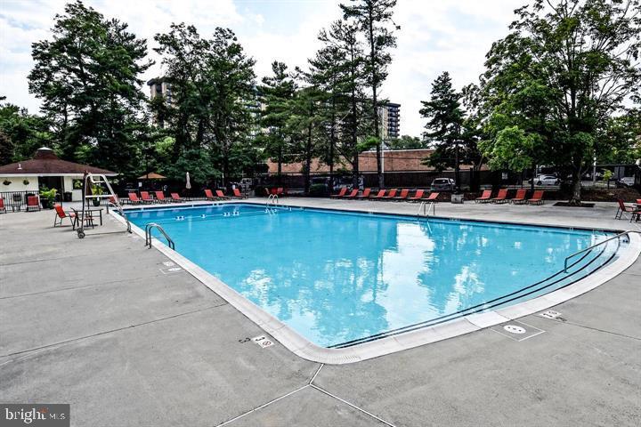 THE FOUNTAINS - Residential Lease