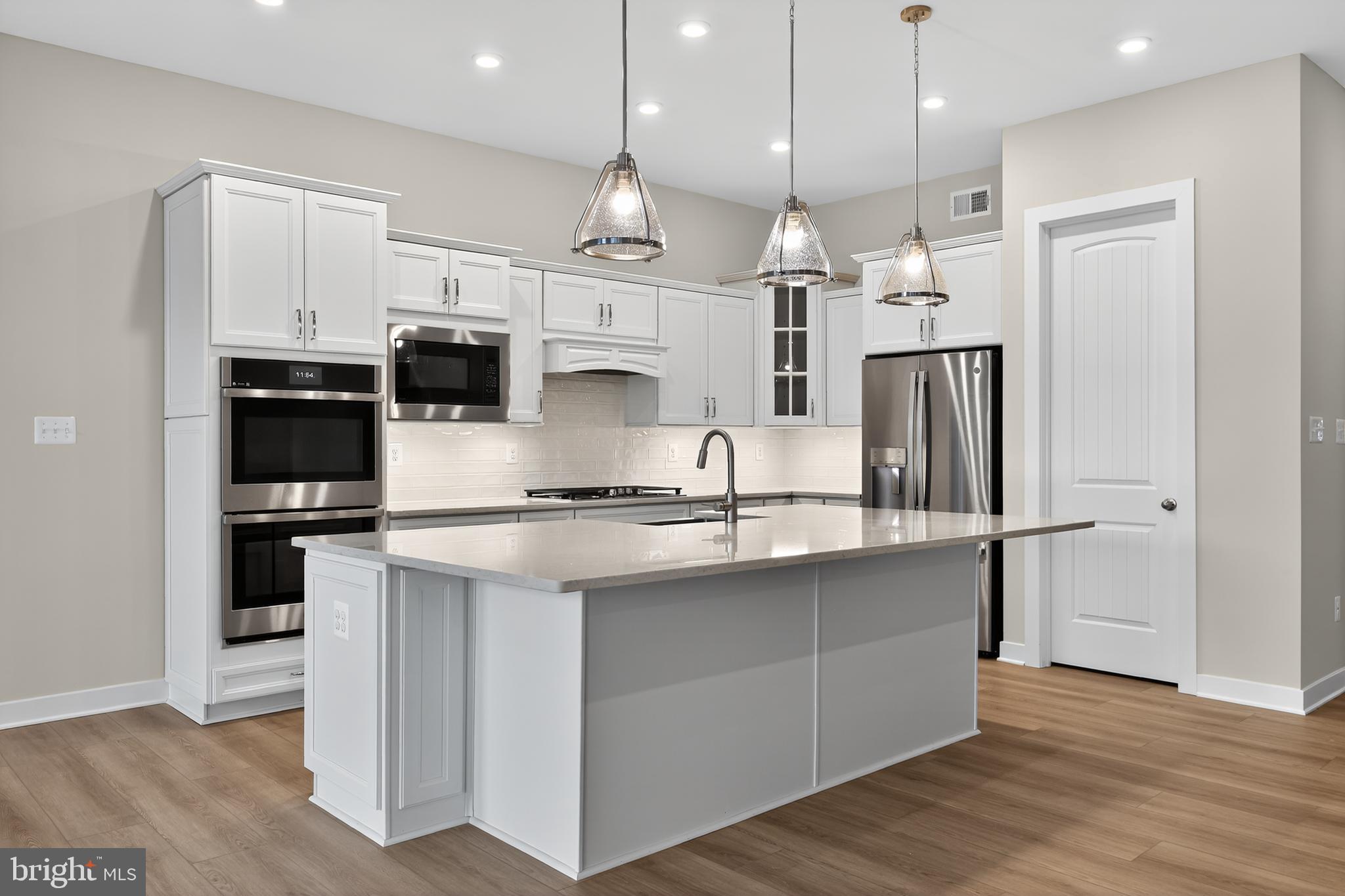 TOWER HILL - Residential