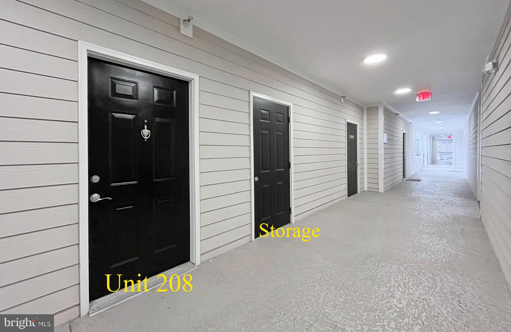1530 SPRING GATE DRIVE 9208