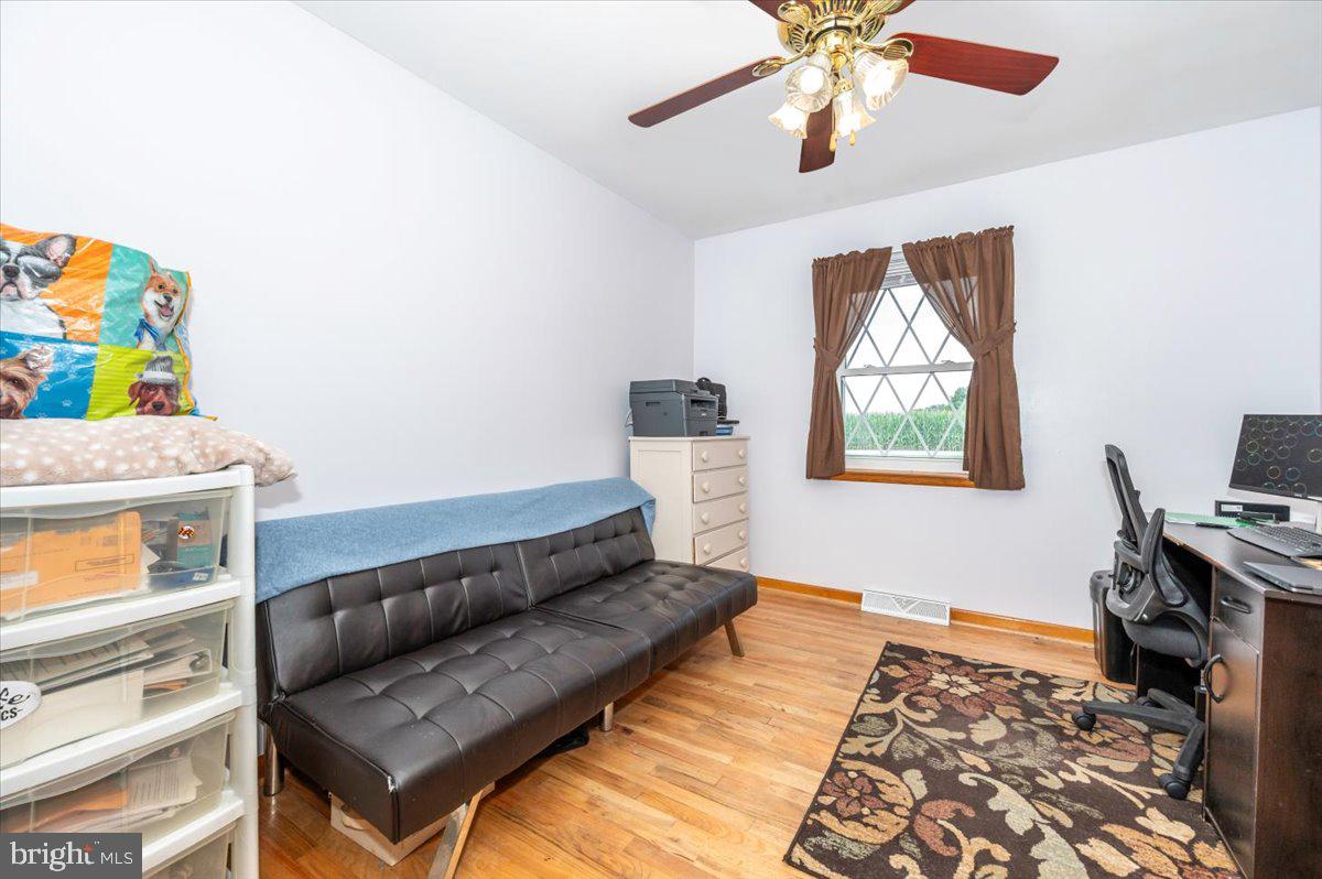 MOUNTAIN VIEW ESTATES - Residential