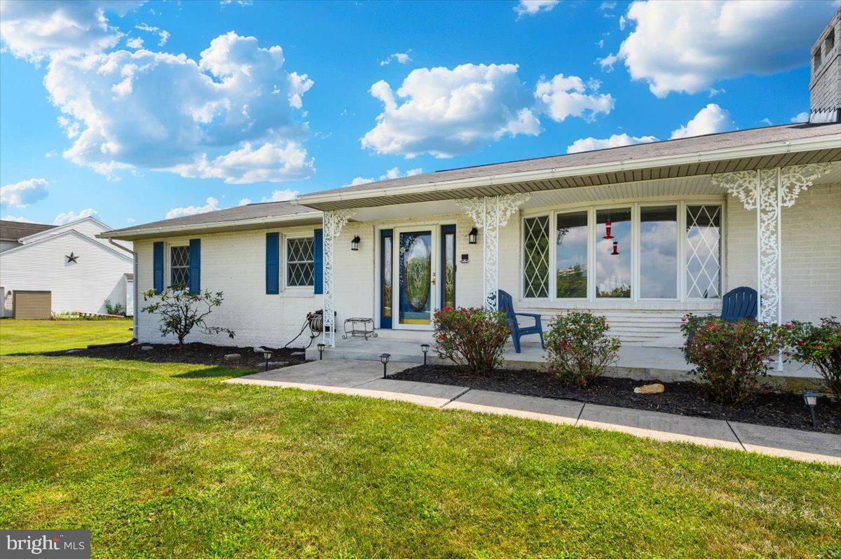 MOUNTAIN VIEW ESTATES - Residential