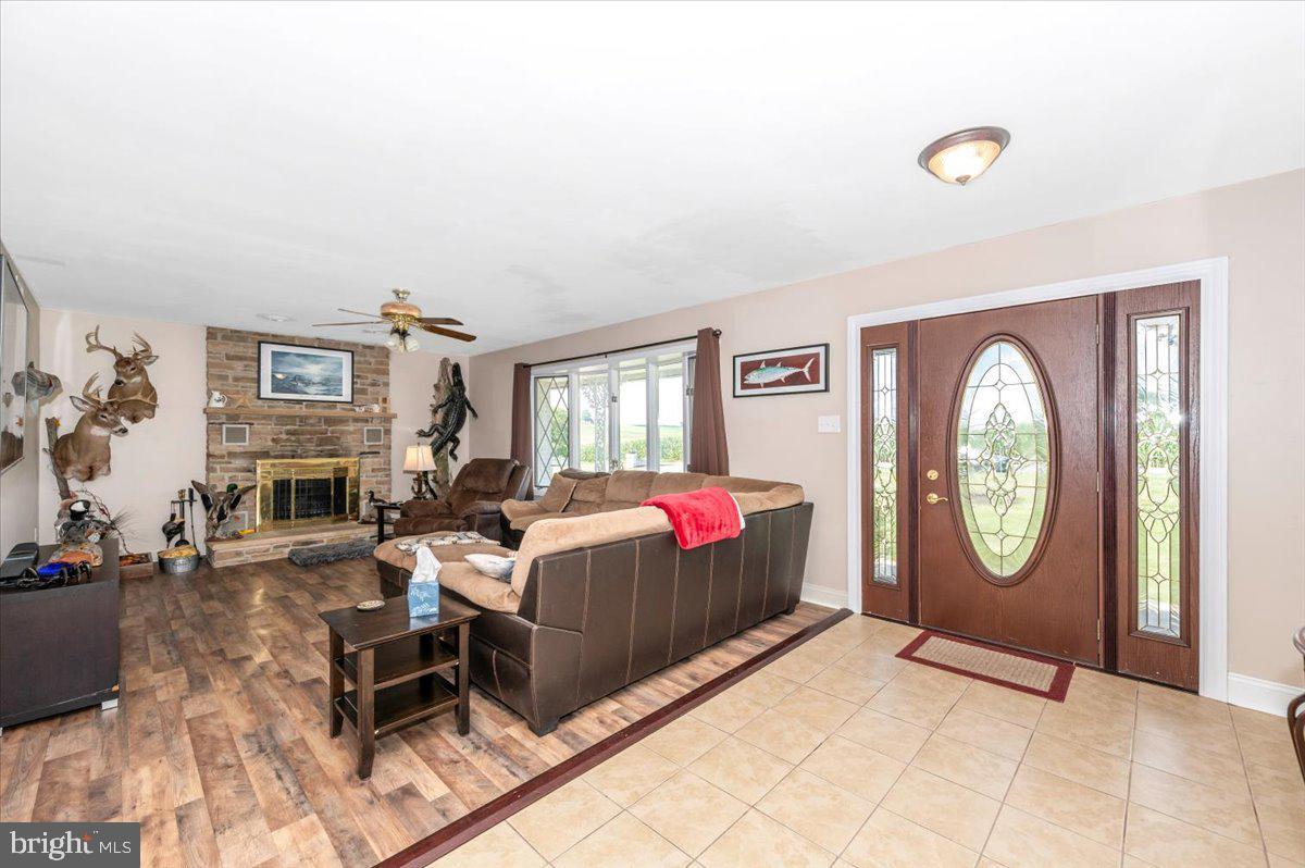 MOUNTAIN VIEW ESTATES - Residential