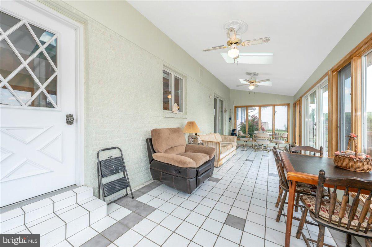 MOUNTAIN VIEW ESTATES - Residential