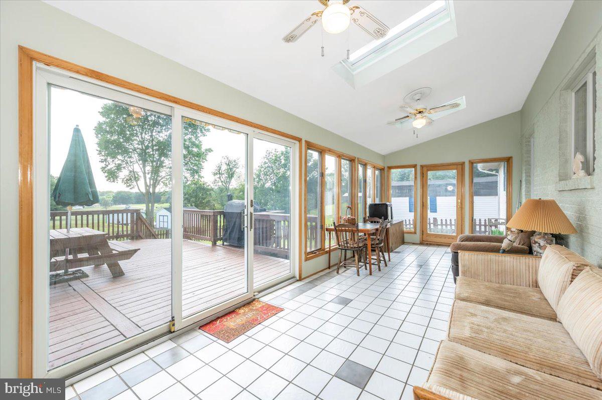 MOUNTAIN VIEW ESTATES - Residential