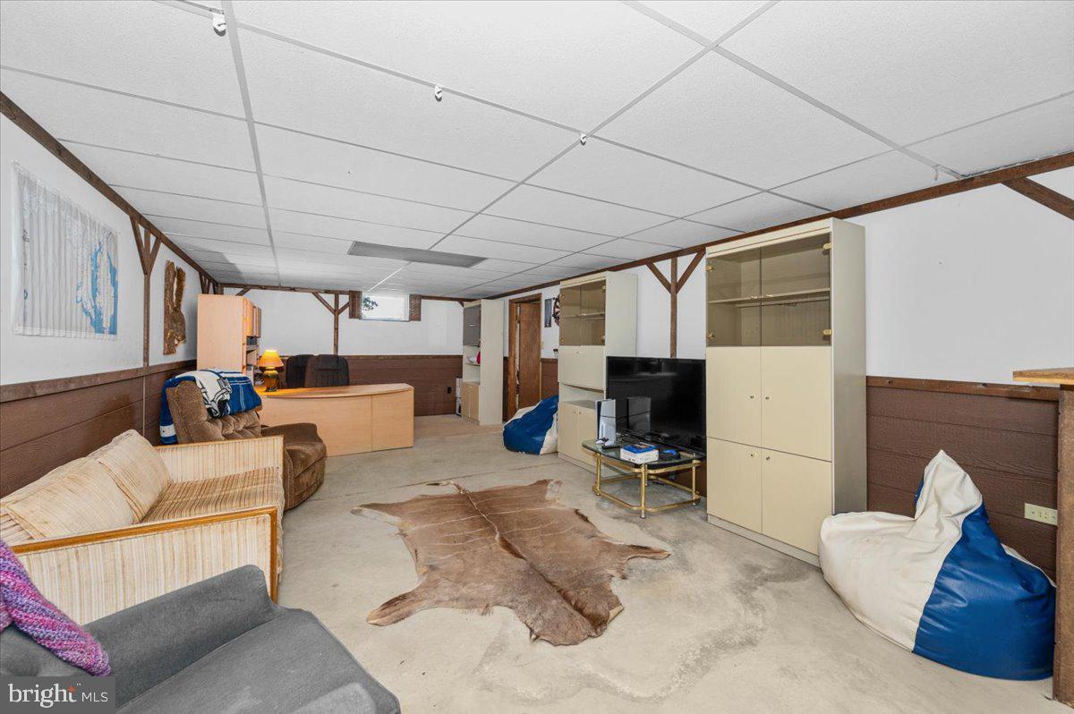 MOUNTAIN VIEW ESTATES - Residential