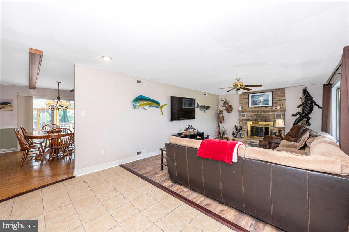 MOUNTAIN VIEW ESTATES - Residential