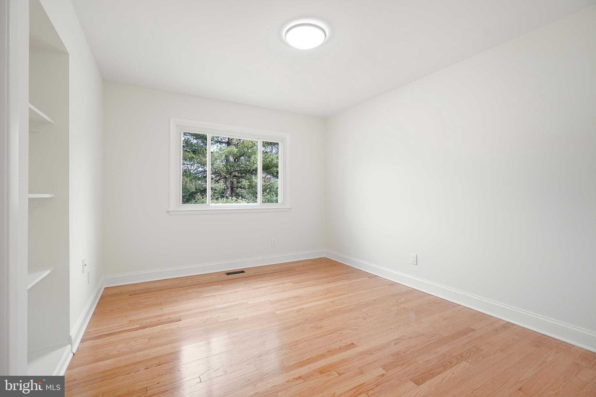 WORTHINGTON - Residential