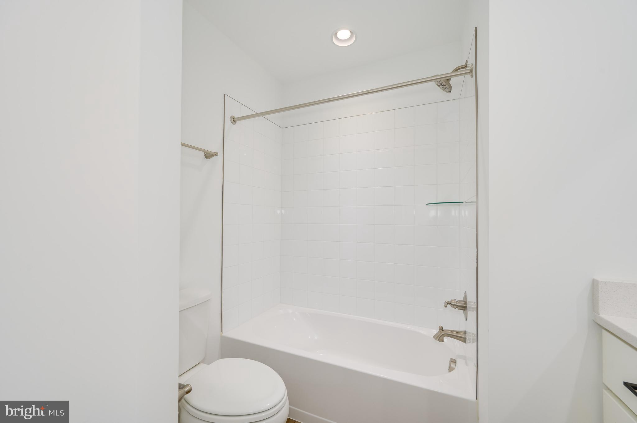 MARTINSBURG STATION - Residential Lease