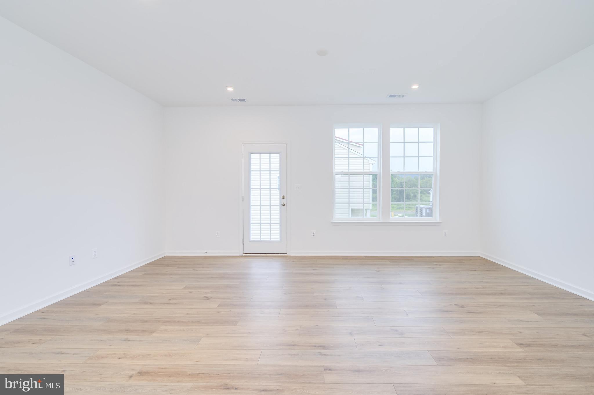 MARTINSBURG STATION - Residential Lease