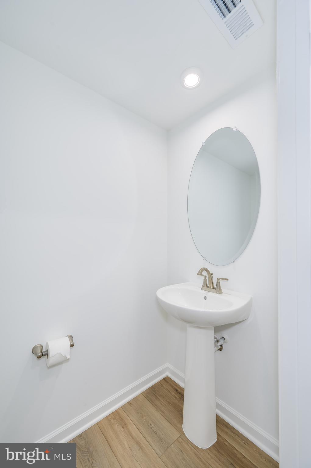 MARTINSBURG STATION - Residential Lease