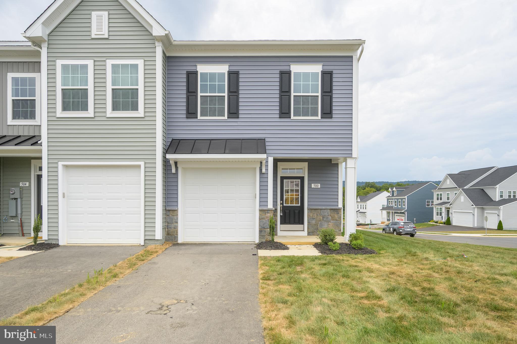 MARTINSBURG STATION - Residential Lease