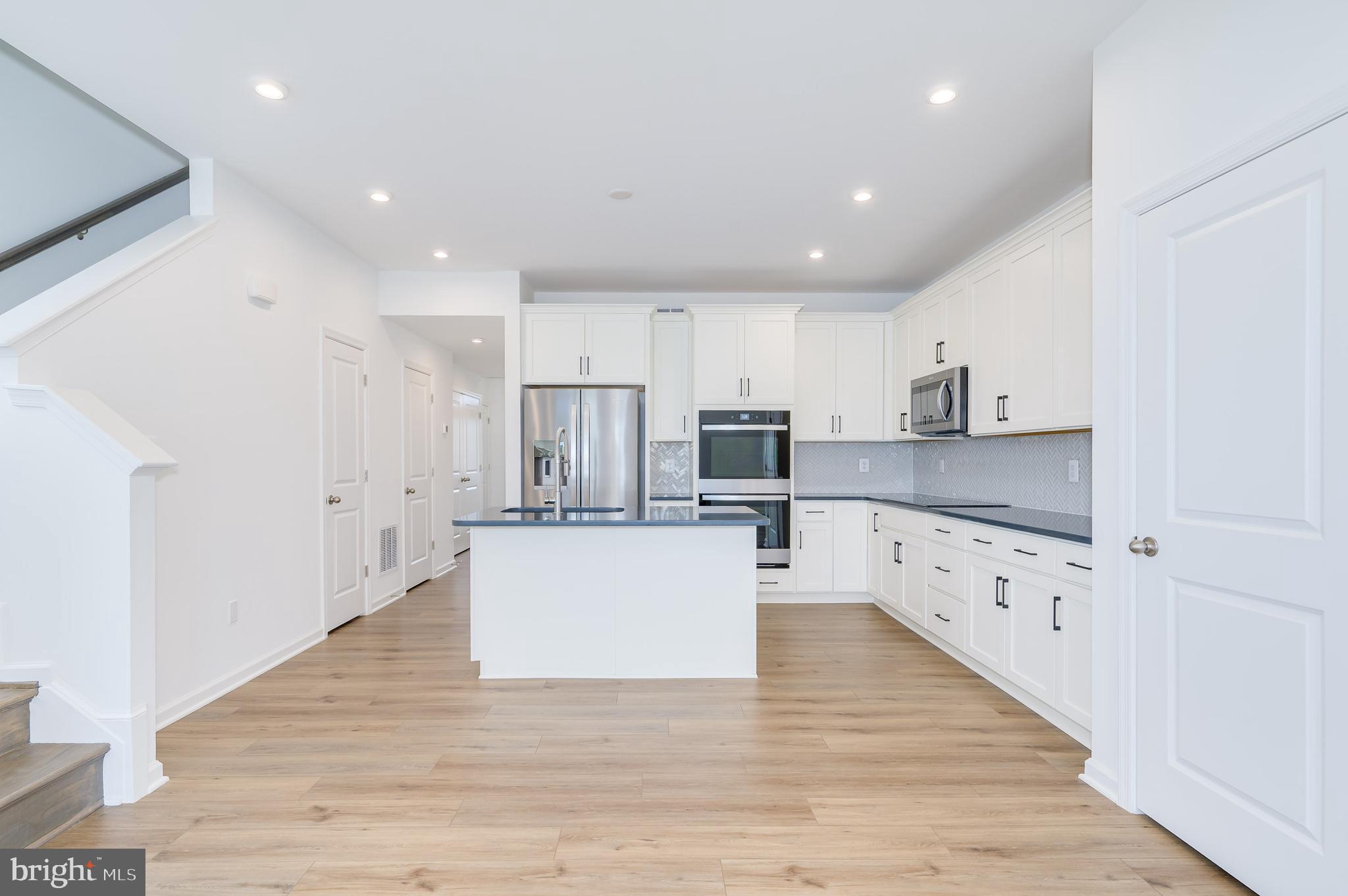 MARTINSBURG STATION - Residential Lease