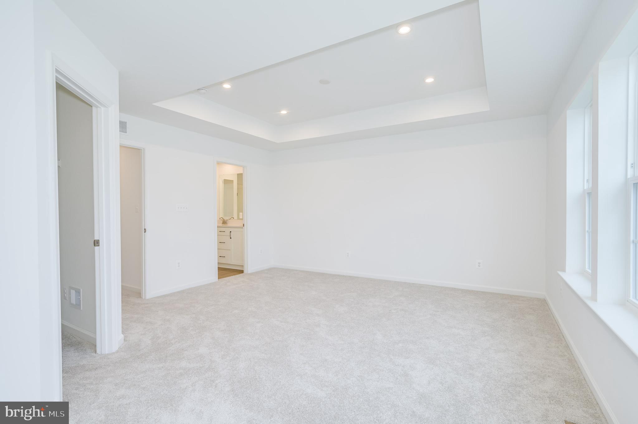 MARTINSBURG STATION - Residential Lease