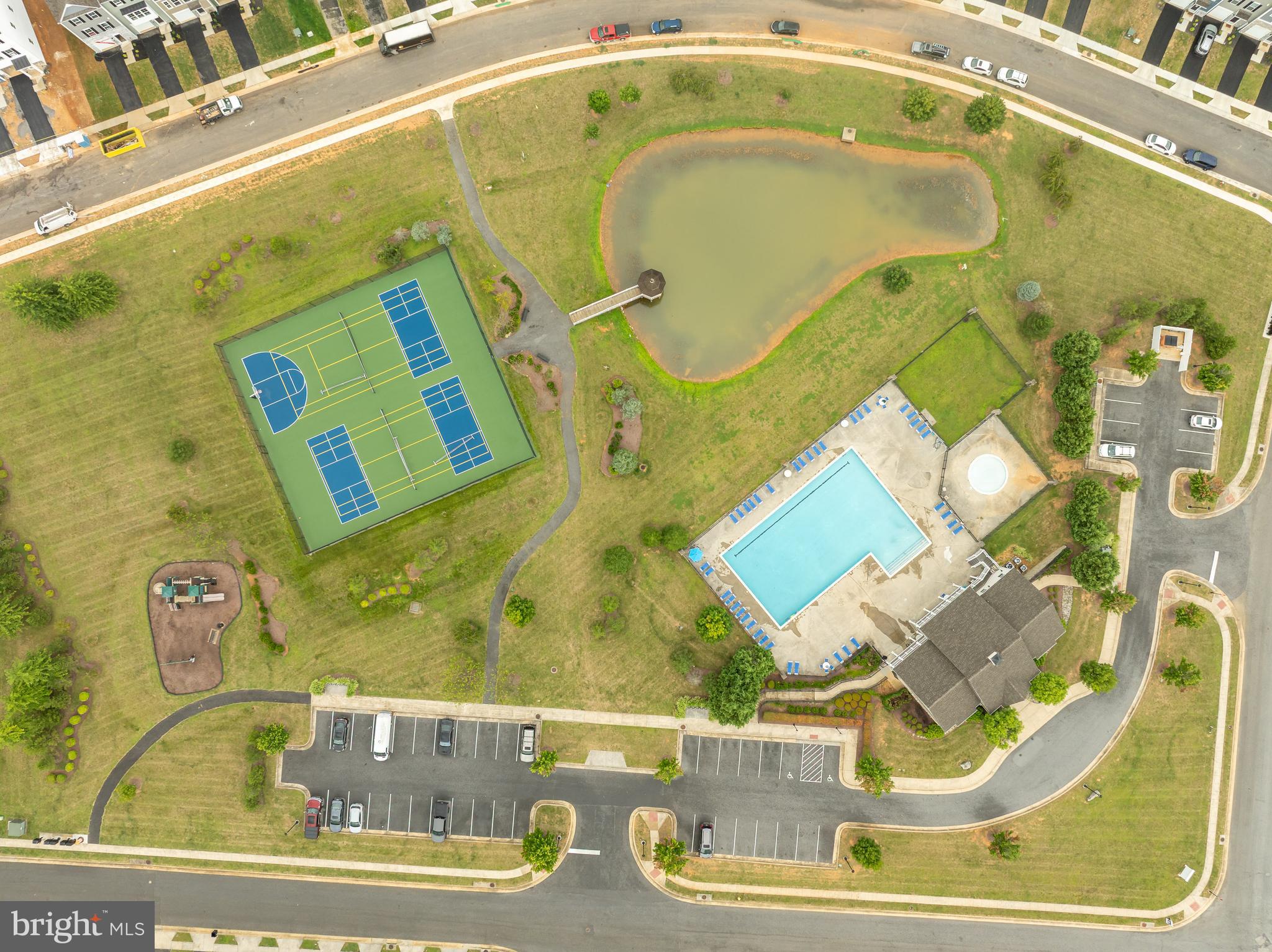 MARTINSBURG STATION - Residential Lease