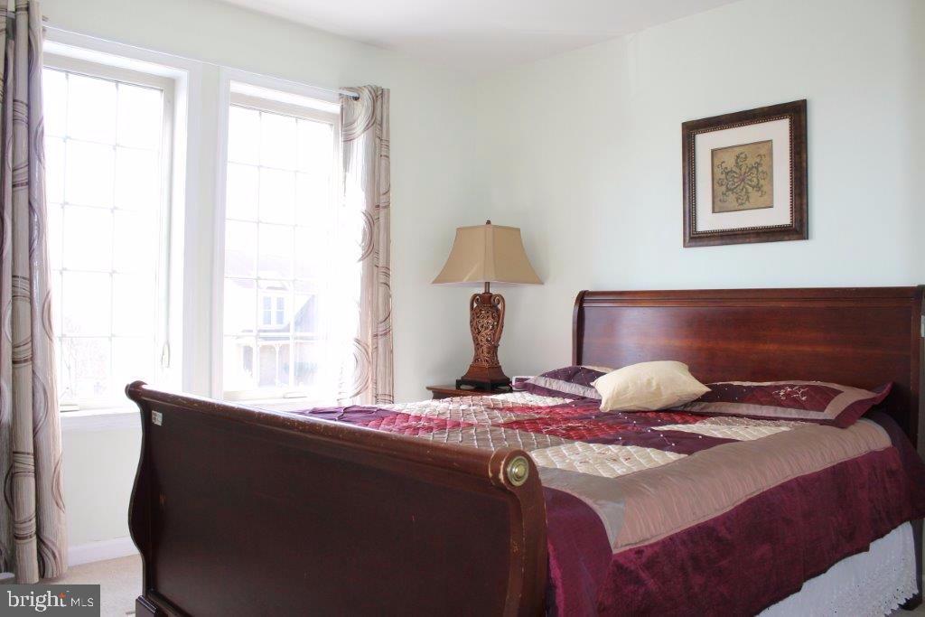 EAGLEVIEW ESTATES - Residential