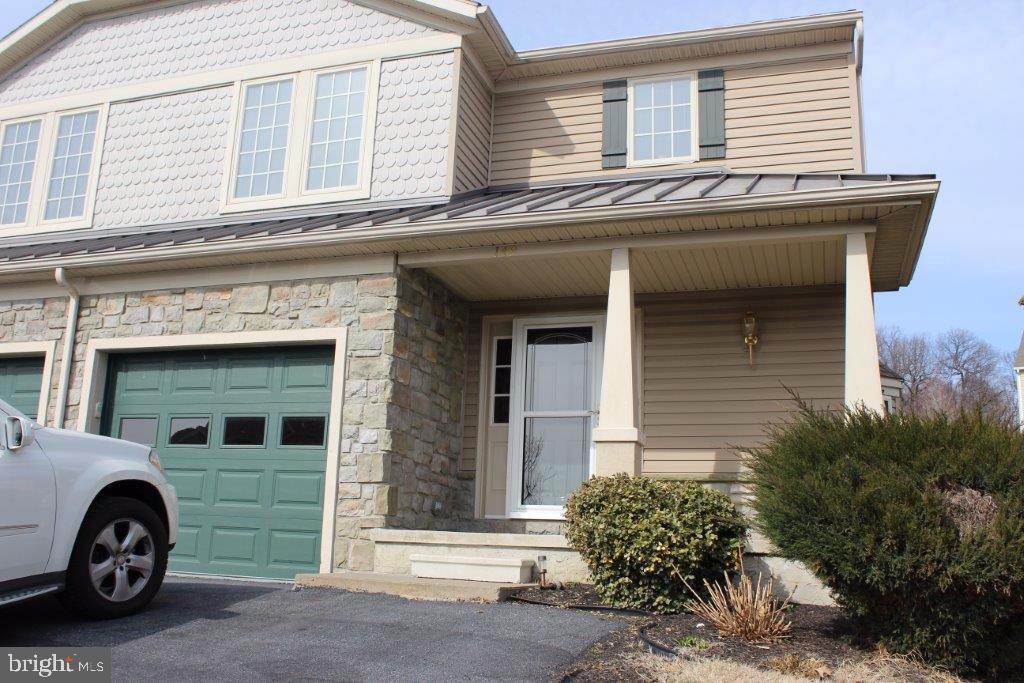 EAGLEVIEW ESTATES - Residential