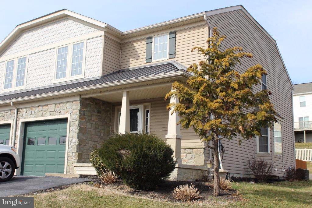 EAGLEVIEW ESTATES - Residential