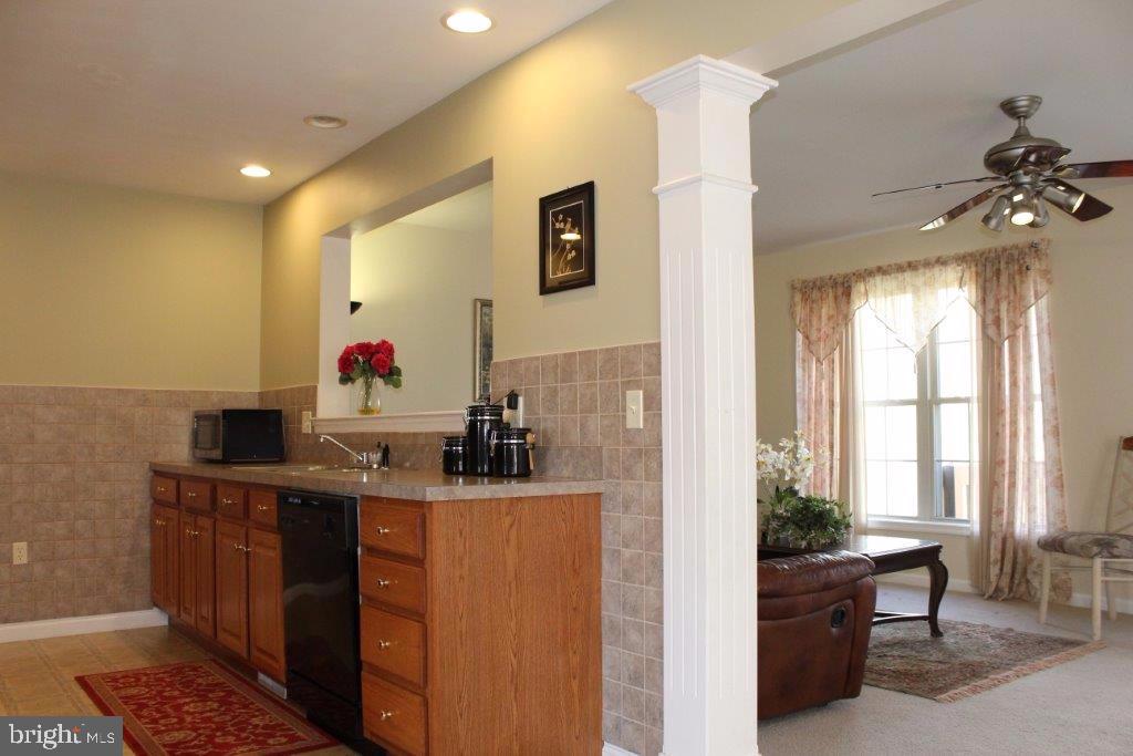 EAGLEVIEW ESTATES - Residential