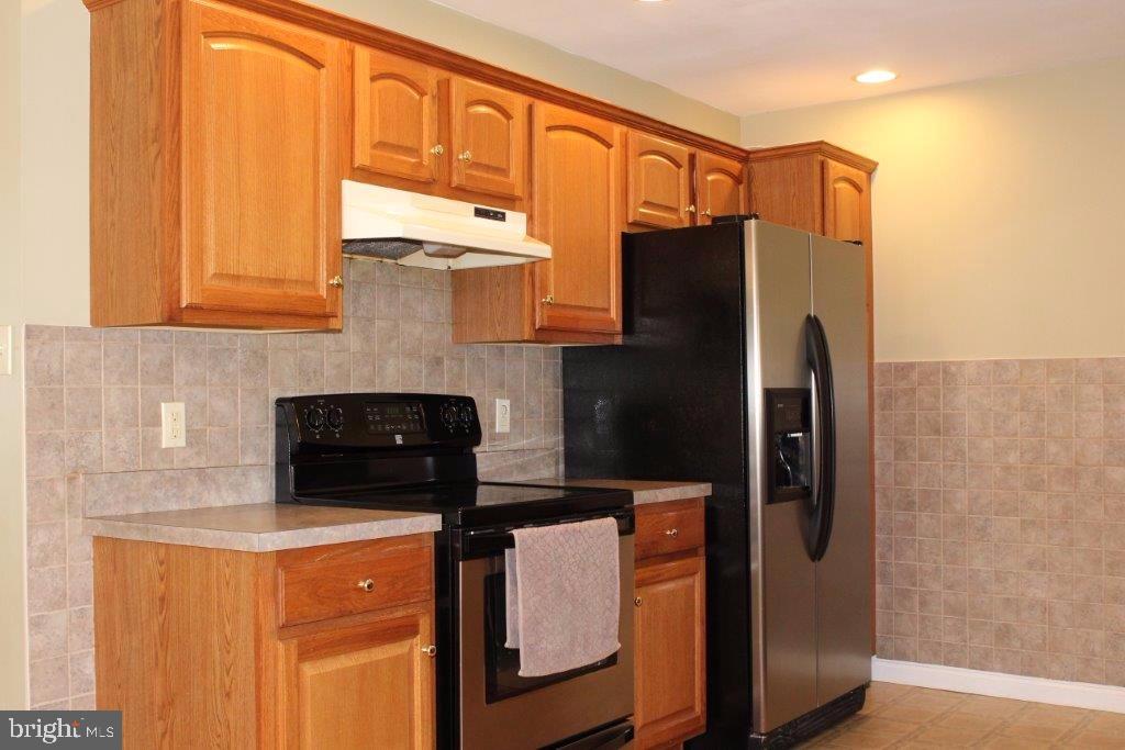 EAGLEVIEW ESTATES - Residential