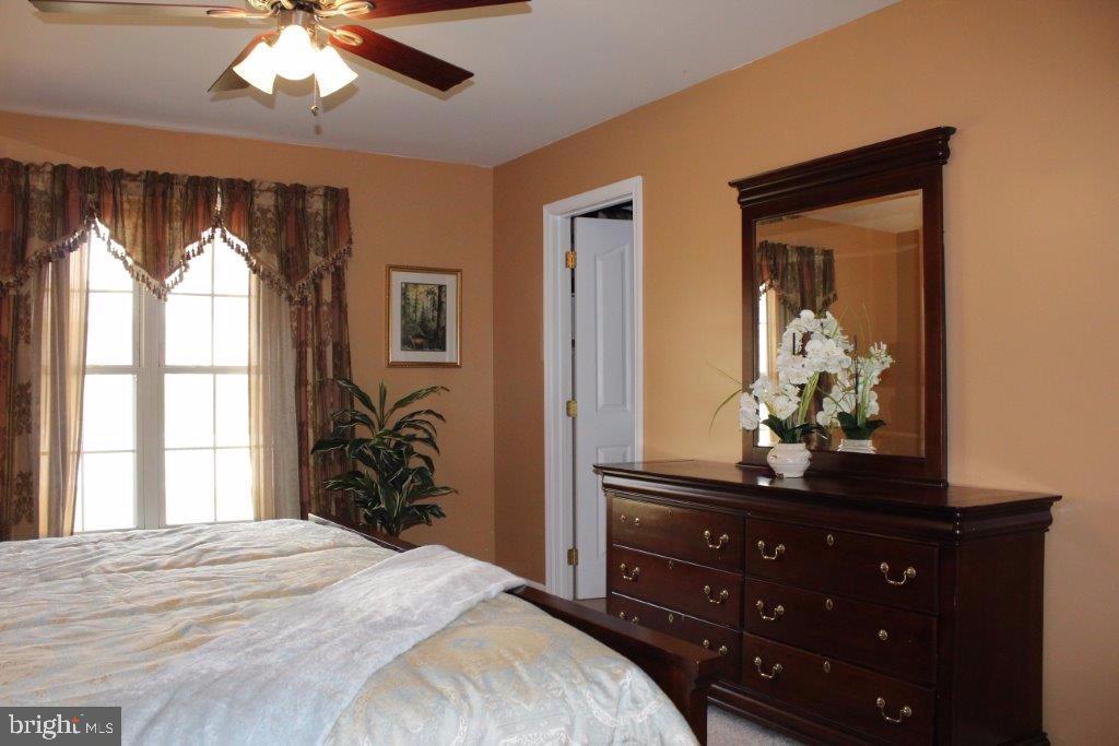 EAGLEVIEW ESTATES - Residential