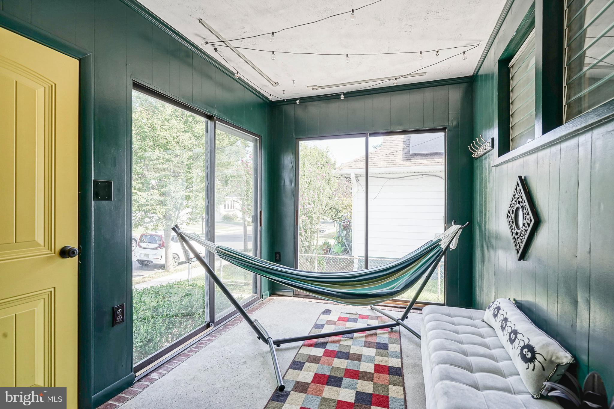 50 E COLLINGSWOOD AVENUE