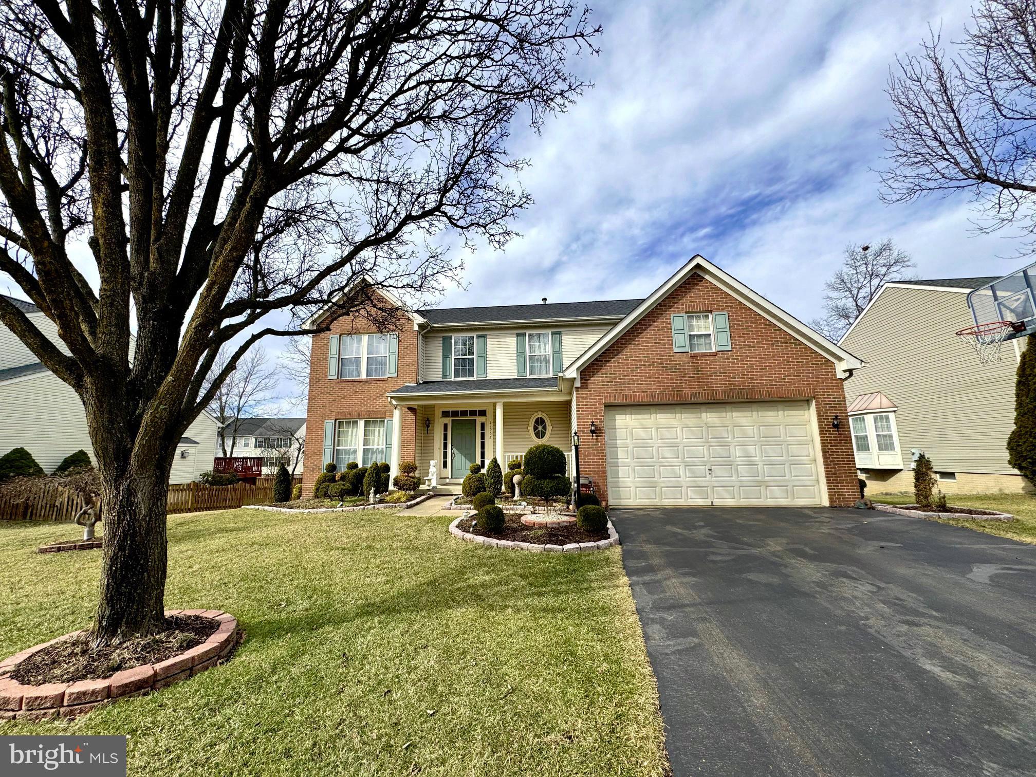 ROCKHILL CENTER ESTATES - Residential