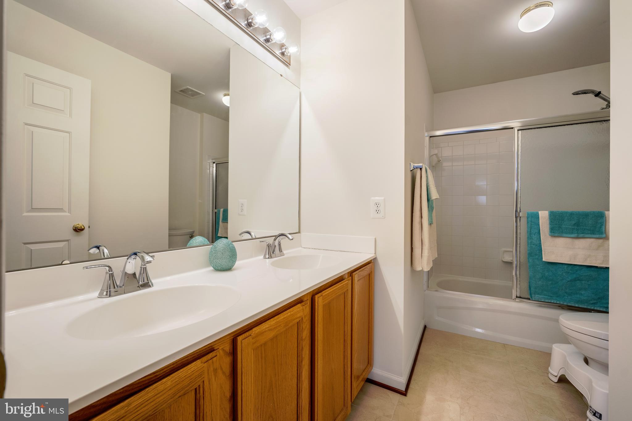 ROCKHILL CENTER ESTATES - Residential