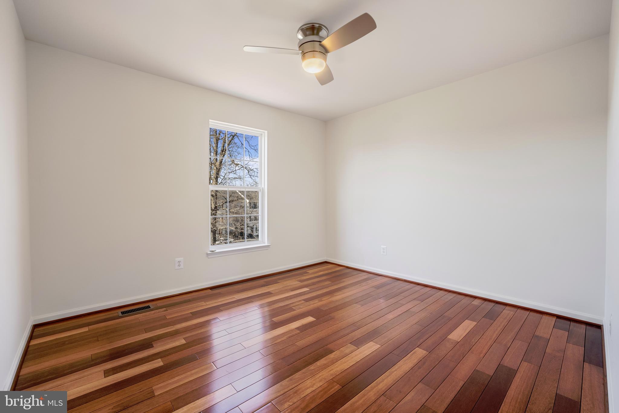 ROCKHILL CENTER ESTATES - Residential