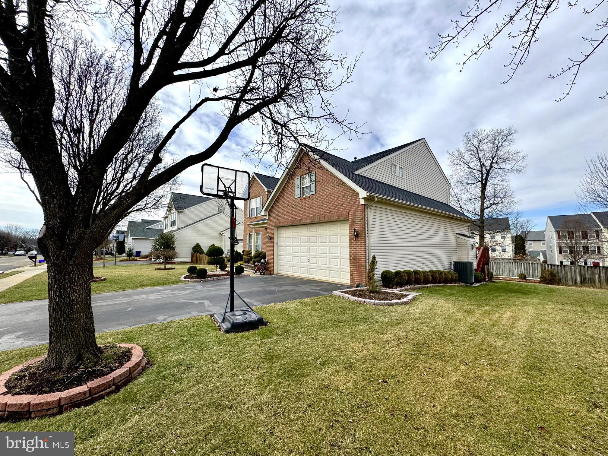 ROCKHILL CENTER ESTATES - Residential